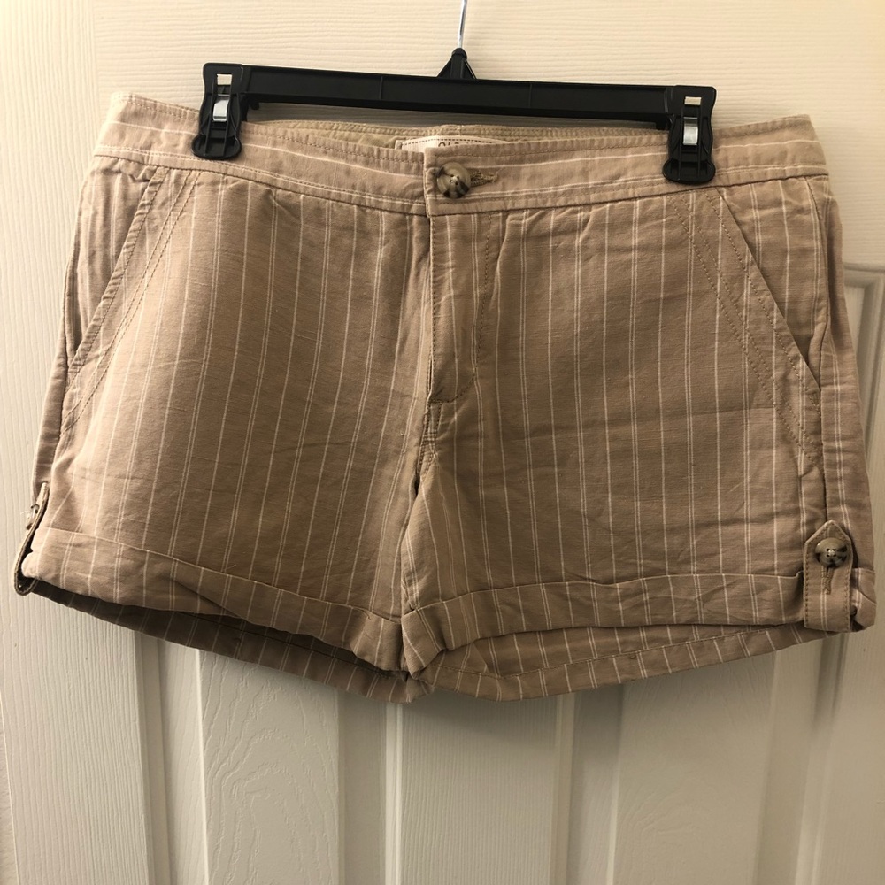 5/$20 Old Navy Low Rise Stripped Shorts